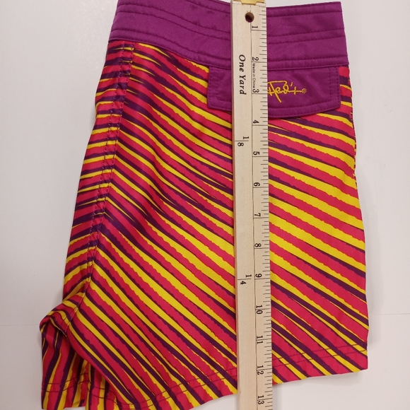 Jimi hendrix board shorts - Picture 10 of 12